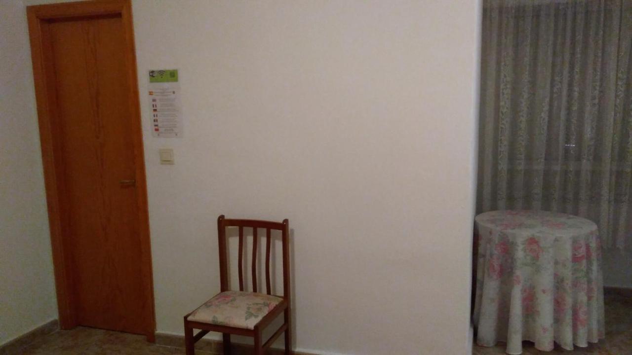 Pension- Mari Loli - Oficial Guardamar del Segura Luaran gambar